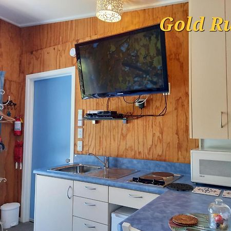 Charleston Goldfields Accommodation Exterior photo
