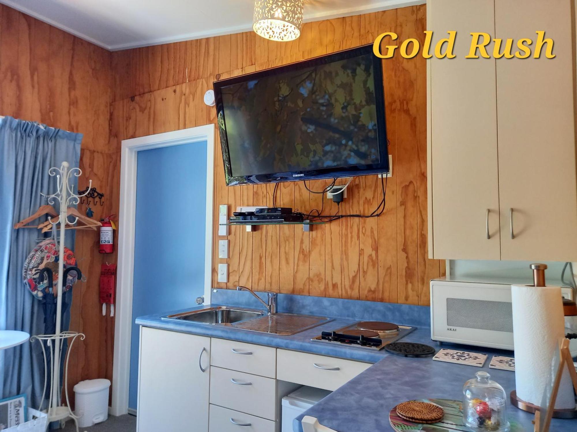 Charleston Goldfields Accommodation Exterior photo